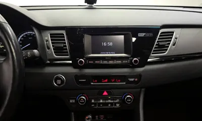 Kia Niro 2017, 136296 км, за 7166.13 USD - фото 14