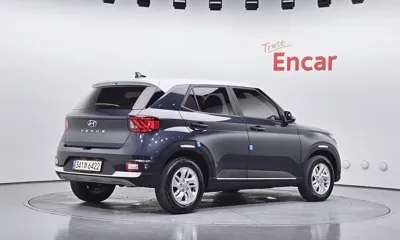 Hyundai Venue 2021, 27551 км, за 9692.96 USD