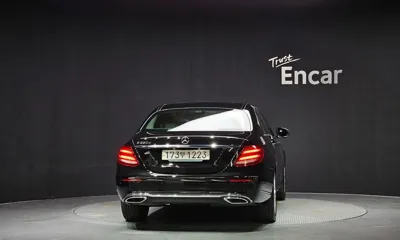 Mercedes-Benz E-Class 2019, 34787 км, за 20677.43 USD