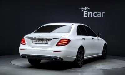 Mercedes-Benz E-Class 2020, 40244 км, за 22267.46 USD