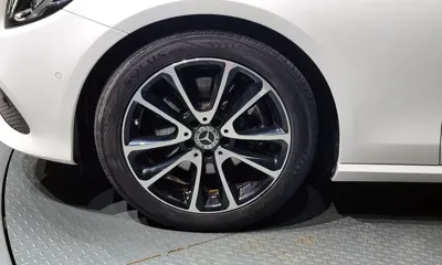 Mercedes-Benz E-Class 2020, 40244 км, за 22267.46 USD