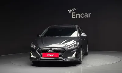 Hyundai Sonata 2018, 149257 км, за 4529.34 USD
