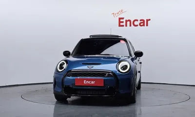 MINI Cooper 2022, 42204 км, за 14205.48 USD
