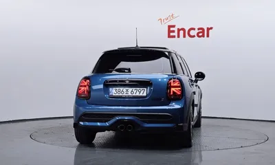 MINI Cooper 2022, 42204 км, за 14205.48 USD