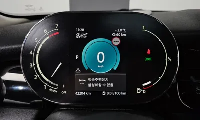 MINI Cooper 2022, 42204 км, за 14205.48 USD - фото 8