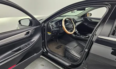 Hyundai Grandeur 2017, 150842 км, за 6940.78 USD - фото 11