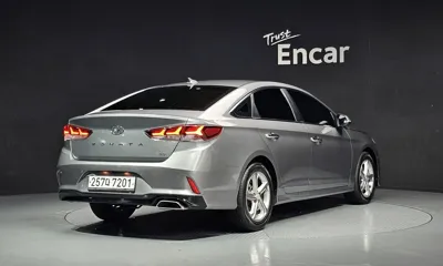 Hyundai Sonata 2018, 137016 км, за 7003.26 USD