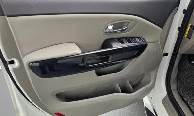 Kia Canival 2018, 108837 км, за 7800.11 USD - фото 24