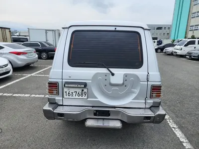 Hyundai Galloper 1995, 91000 км, за 7118.37 USD