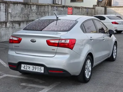 Kia Pride 2013, 139960 км, за 1784.77 USD