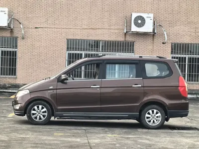 Wuling Hongguang 2014, 97000 км, за 1443.96 USD