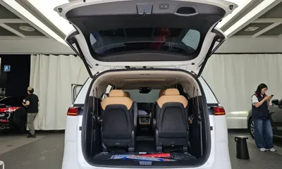 Kia Canival 2021, 85701 км, за 17719.88 USD - фото 20