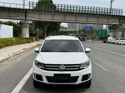 Volkswagen Tiguan 2016, 70000 км, за 5428.88 USD
