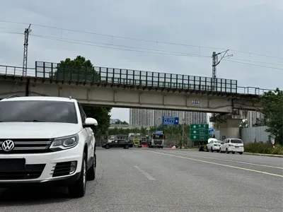 Volkswagen Tiguan 2016, 70000 км, за 5428.88 USD - фото 6