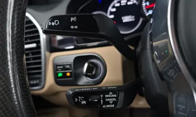 Porsche Cayenne 2019, 118947 км, за 34462.56 USD - фото 17