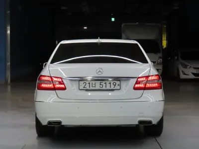 Mercedes-Benz E-Class 2013, 243310 км, за 3633.88 USD - фото 3