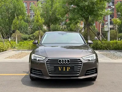 Audi A4L · 2017 год
