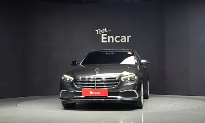 Mercedes-Benz E-Class 2023, 75293 км, за 24039.1 USD
