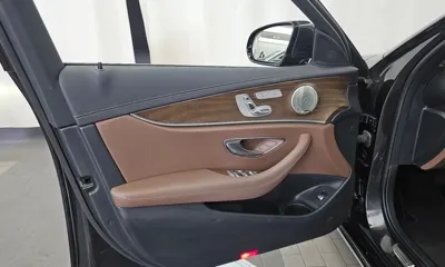 Mercedes-Benz E-Class 2023, 75293 км, за 24039.1 USD - фото 24