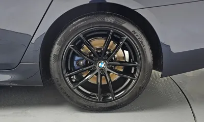 BMW 5-Series 2018, 63819 км, за 18526.94 USD - фото 21