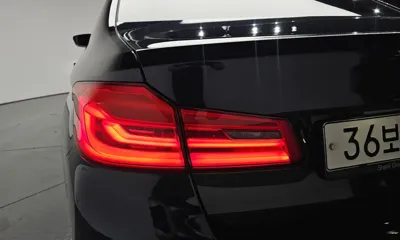 BMW 5-Series 2018, 63819 км, за 18526.94 USD - фото 23