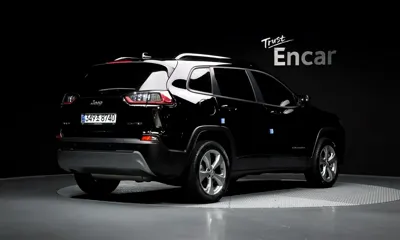 Jeep Cherokee 2022, 66088 км, за 15042.03 USD