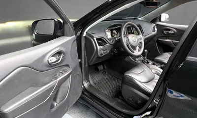Jeep Cherokee 2022, 66088 км, за 15042.03 USD - фото 16