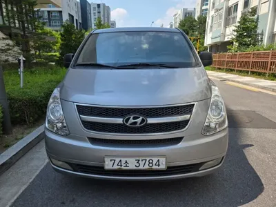 Hyundai Starex · 2012 год
