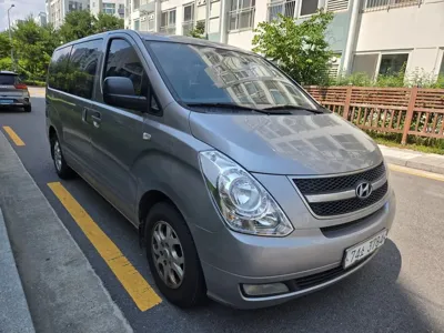 Hyundai Starex 2012, 331346 км, за 2560.06 USD