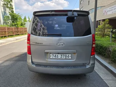 Hyundai Starex 2012, 331346 км, за 2560.06 USD