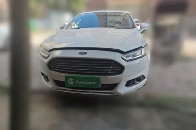 Ford Mondeo 2013, 133600 км, за 5313 USD