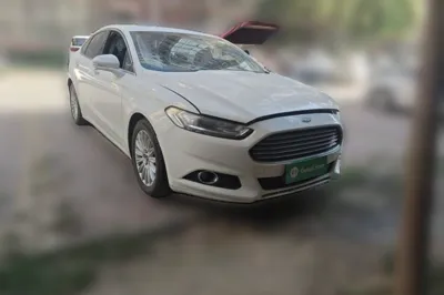 Ford Mondeo 2013, 133600 км, за 5313 USD