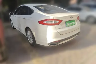 Ford Mondeo 2013, 133600 км, за 5313 USD