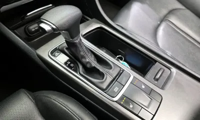 Kia K5 2018, 52106 км, за 7741.35 USD - фото 9