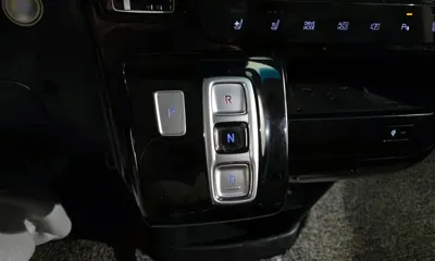 Hyundai Staria 2022, 43135 км, за 23389.49 USD - фото 9
