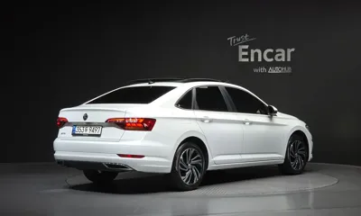Volkswagen Jetta 2021, 57064 км, за 19284.3 USD
