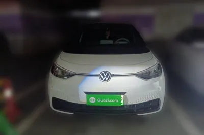 Volkswagen ID.3 2024, 25500 км, за 14307 USD