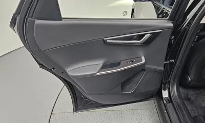 Kia EV6 2022, 80941 км, за 19561.51 USD - фото 25