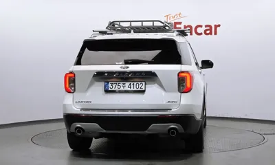Ford Explorer 2021, 62473 км, за 19359.1 USD