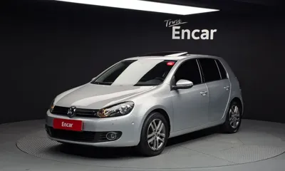 Volkswagen Golf · 2012 год