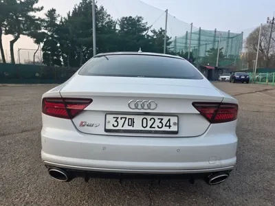 Audi A7 2016, 185761 км, за 11898.47 USD