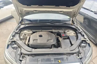 Volvo XC60 2019, 51000 км, за 15983 USD - фото 21