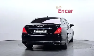 Genesis EQ900