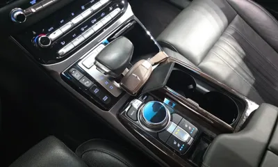 Genesis EQ900