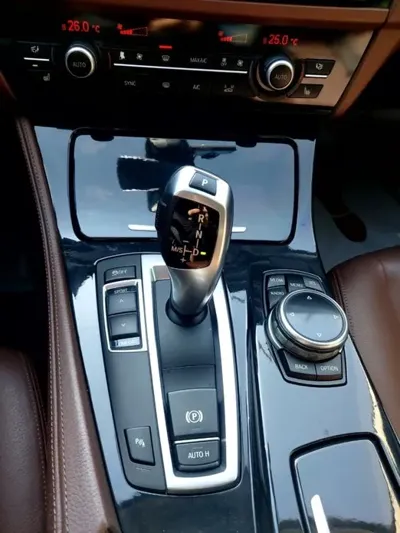BMW 5-Series 2014, 172000 км, за 6276.84 USD - фото 12