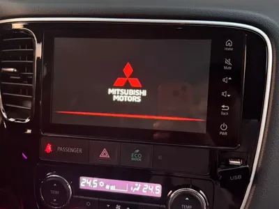 Mitsubishi Outlander 2022, 38100 км, за 18216.24 USD - фото 6