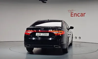 Hyundai Grandeur 2013, 131313 км, за 2953.92 USD