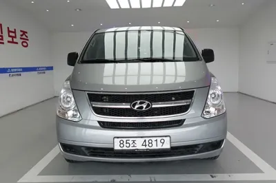 Hyundai Starex 2011, 200000 км, за 2535.27 USD