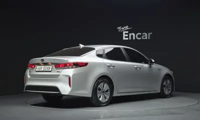 Kia K5 2017, 148726 км, за 5448.34 USD