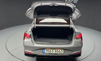 Hyundai Avante 2021, 27925 км, за 11074.92 USD - фото 20
